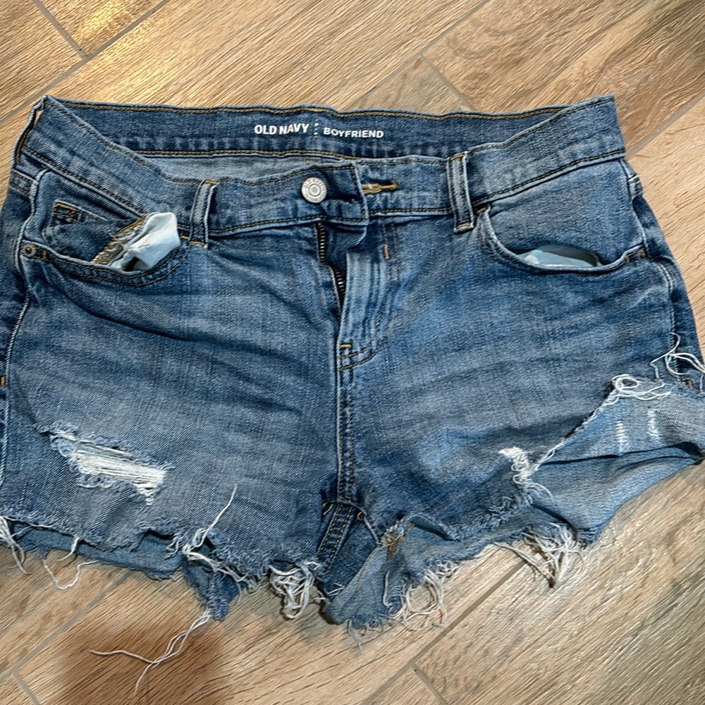 Old Navy Boyfriend Mid rise Jean shorts